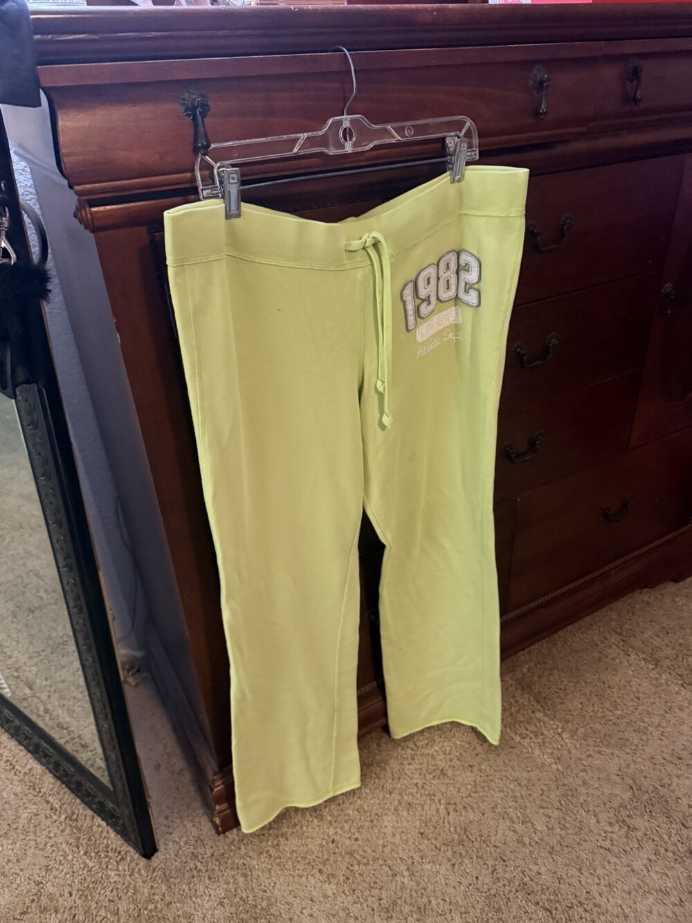 Mossimo Supply Co. Women’s Lime Green Pants XL